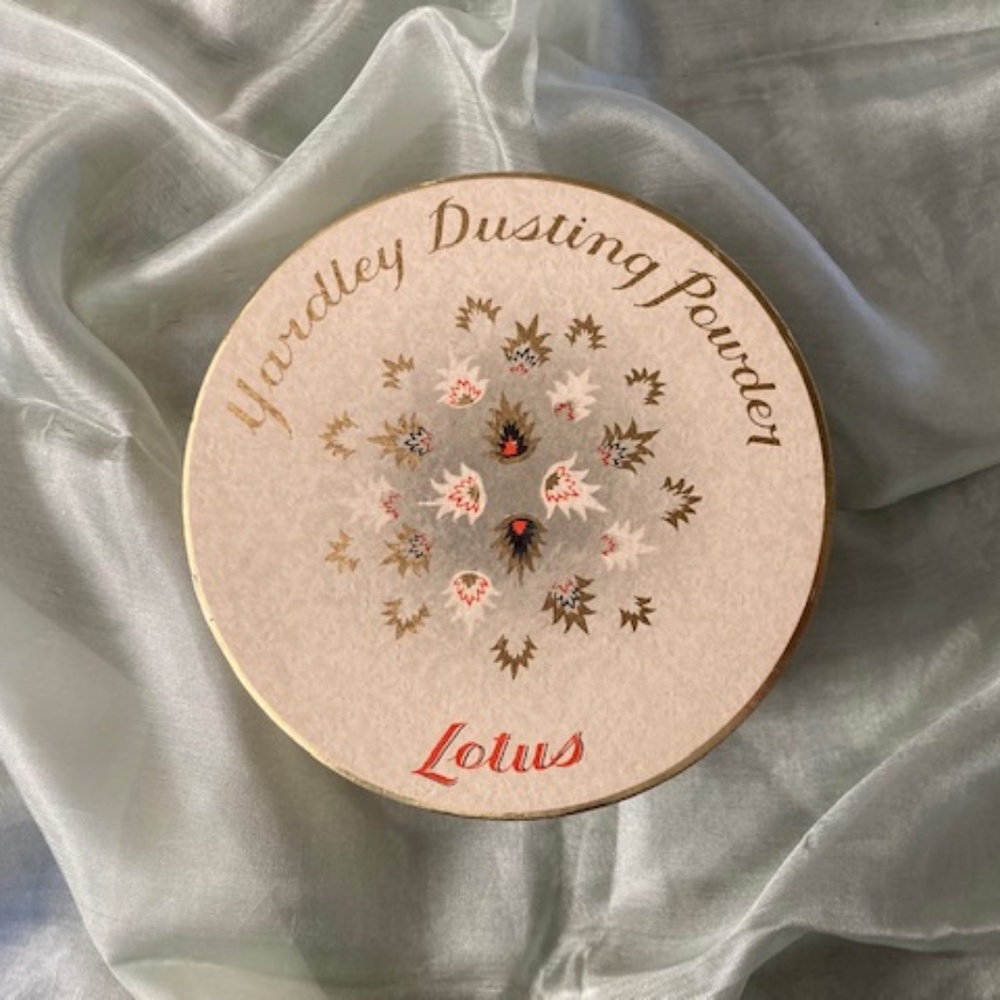 Vintage Yardley Lotus Perfumed Dusting Powder